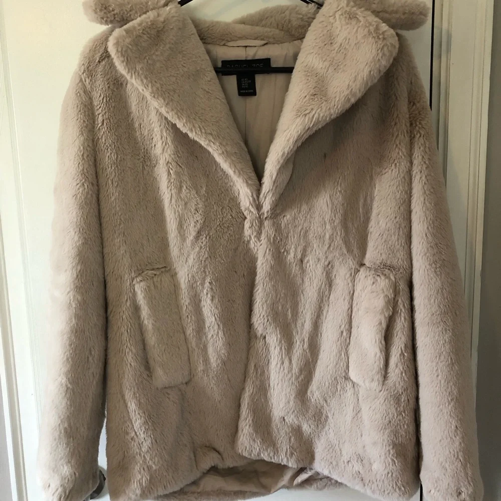 Cream Fur Coat - Picture 1 of 3